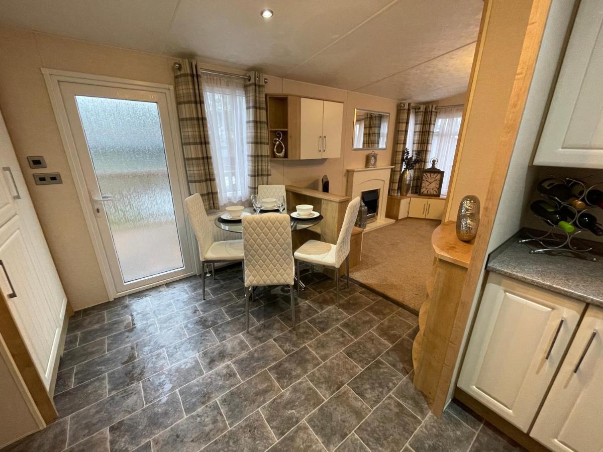 Two Bedroom Caravan At Lilliarsedge Jedburgh Zewnętrze zdjęcie
